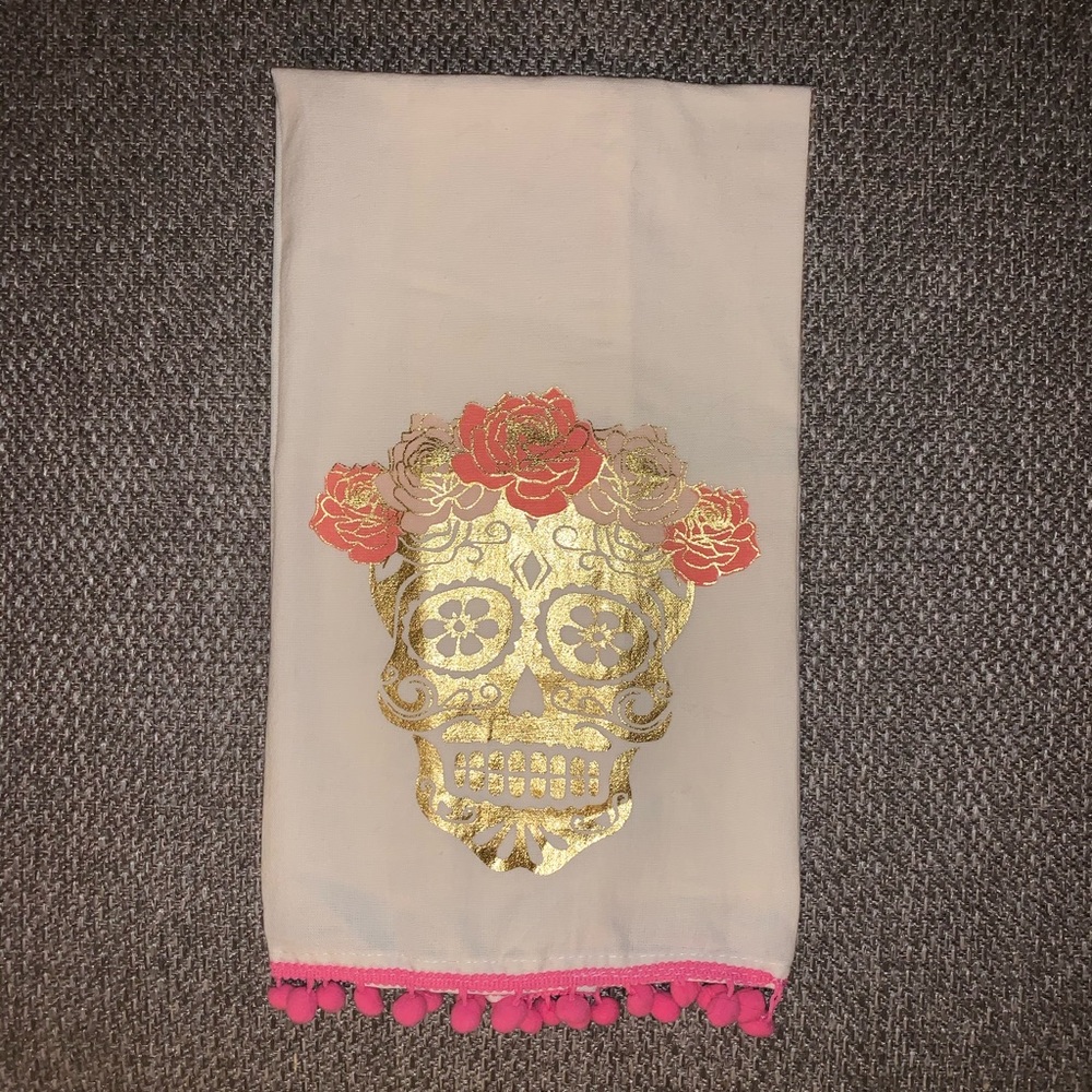 NWOT Sugar Skull Tea Towel
